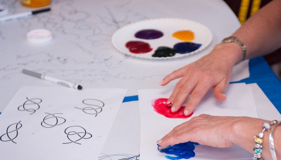 Finger paints